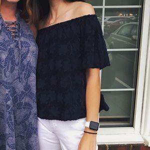 Banana republic off shoulder top size small